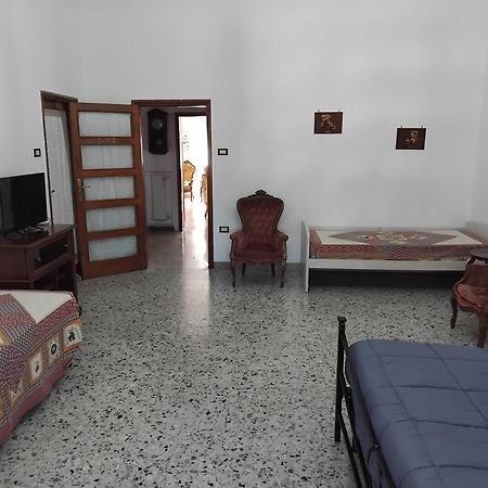 카세르타 A Casa Di Adele B&B 외부 사진