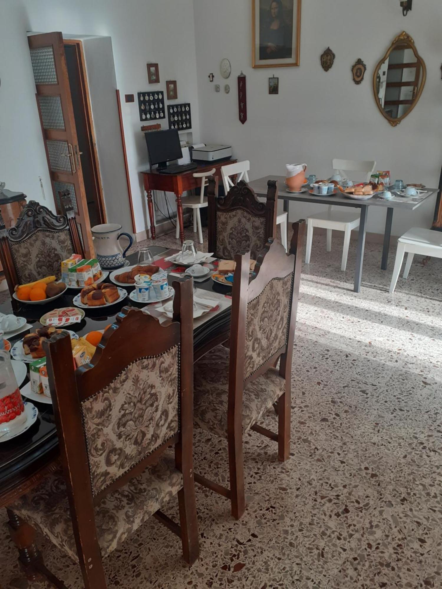 카세르타 A Casa Di Adele B&B 외부 사진